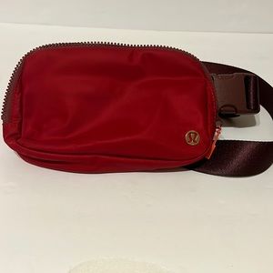 lululemon Lunar New Year Everywhere Belt Bag in Dark Red/Smoky Red Gold